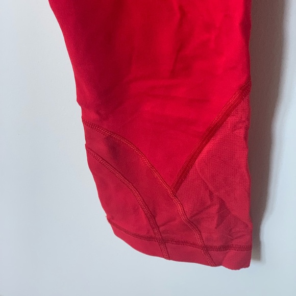 Lululemon Speed Crops, Red, Size 6 - Picture 4 of 5
